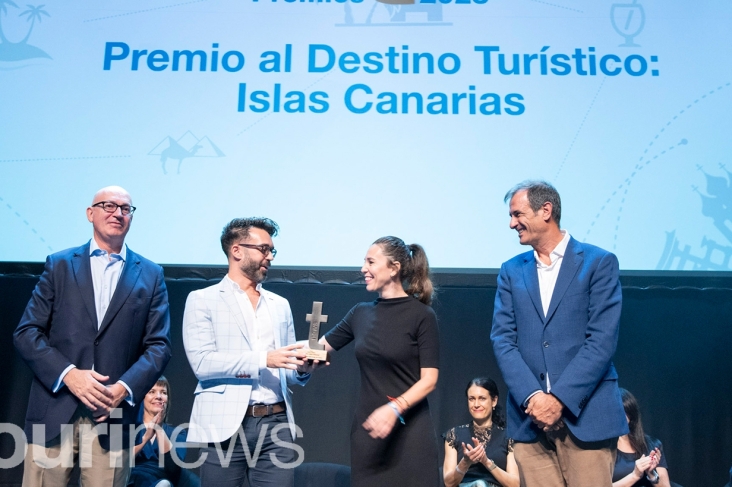 Jesús Nuño de la Rosa, Alberto Ávila, Jessica de León y José Juan Lorenzo. 