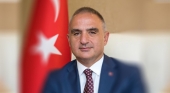  Mehmet Nuri Ersoy, ministro de Cultura y Turismo de Turquía