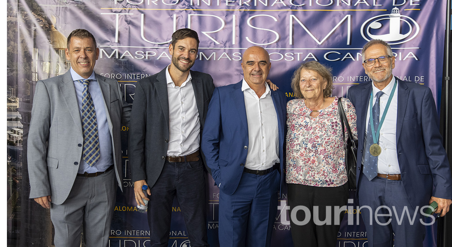 Malcolm Hallett,  Angel Alemán, Alfredo Díaz, Jannine Andersen y Pedro Lara