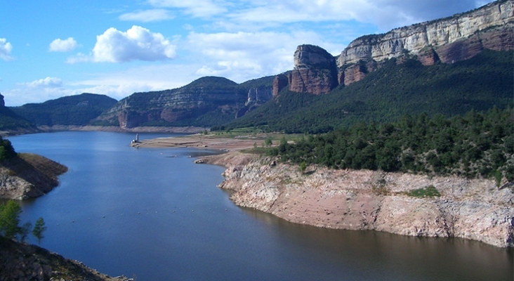 Embalse de Sau (Barcelona) con bajo nivel de agua | Foto: Quico Llach