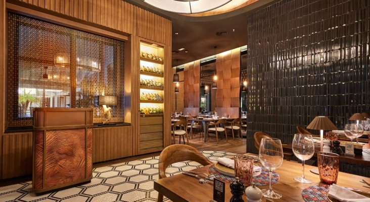Elite Club Restaurant del Riu Palace Macao