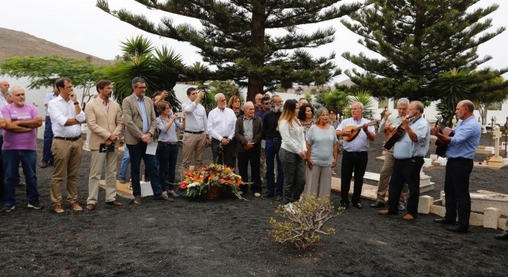 Homenaje a Manrique