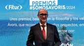 Senén Fornós, director general comercial para España, México & LATAM de RIU Hotels & Resorts recibe el premio 'Somos Ávoris' en FITUR 2024 | Foto: RIU