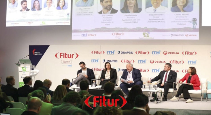 Luis Quevedo, periodista; Patricia Cavada, alcaldesa de San Fernando (Cádiz); Miguel Mirones, presidente del ICTE; Joaquín Buendía, alcalde de Alcantarilla (Murcia); y Cristina Baixauli, directora del hub de Dinapsis Valencia