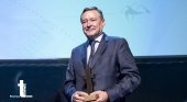 El presidente del Grupo Agbar, Ángel Simón, durante la gala de Premios Tourinews 2023 "El Valor del Turismo"
