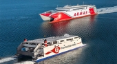'Fast ferries' de las compañías Naviera Armas y Trasmediterránea, ambas pertenecientes al mayor grupo de transporte marítimo de España | Foto: Naviera Armas
