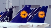 Logo de Lufthansa en las colas de sus aviones | Foto: FACUA