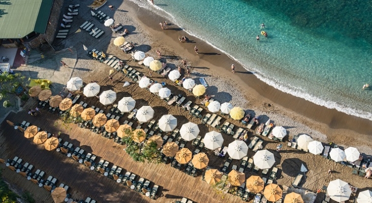 Playa en Alanya, Turquía