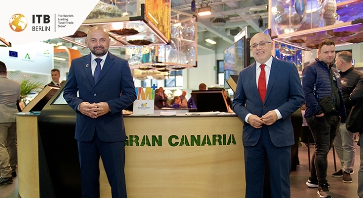 Por la izquierda: Carlos Álamo, consejero de Turismo de Gran Canaria, y Antonio Morales, presidente del Cabildo de Gran Canaria