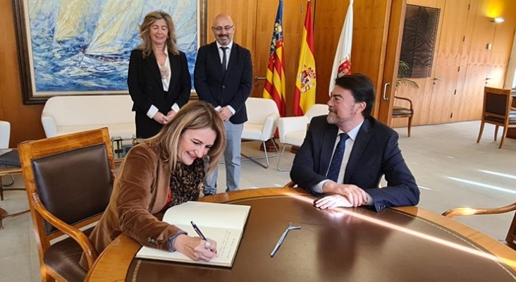 Nuria Montes y Luis Barcala durante la reunión | Foto: Ayto. de Alicante