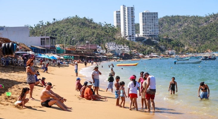 Puerto Marqués y Revolcadero, en la zona Diamante de Acapulco Foto Evelyn Salgado, gobernadora de Guerrero