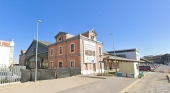 Vestíbulo de la estación de tren de Cádiz | Foto: Google Maps