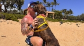 Kauai, la isla que invita a los turistas a llevar a los perros del refugio local de excursión Foto Kauai Humane Society
