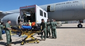 Equipo trasladado en el medicalizado que repatrió al turista Foto Ministerio de Defensa