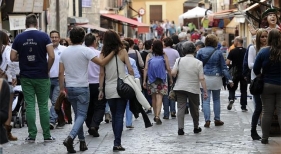Turistas por una calle de Toledo | Foto: Ayto. de Toledo