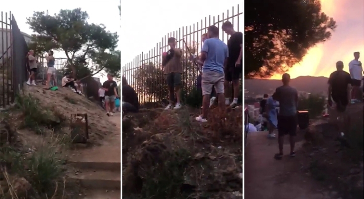 Aglomeración de personas en el perímetro vallado del mirador del Turó del Rovira, donde se encuentra los búnkeres del Carmel | Fuente: Consejo Vecinal del Turó de la Rovira