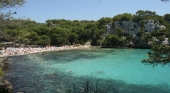 Las playas de Menorca, colapsadas en pleno mes de mayo | Foto: Discasto (CC BY-SA 4.0)