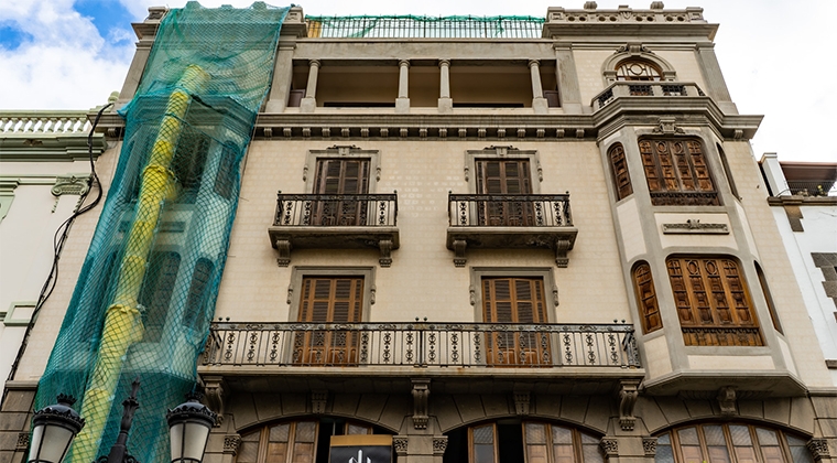 Edificio histórico ubicado en la calle Obispo Codina 4 de Las Palmas de Gran Canaria | Foto: Neohaus